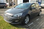 Opel Astra ACTIVE KLIMAANLAGE 17 ZOLL LMF TEMPOMAT 92.855 km 7.908 &euro; Köln 50858