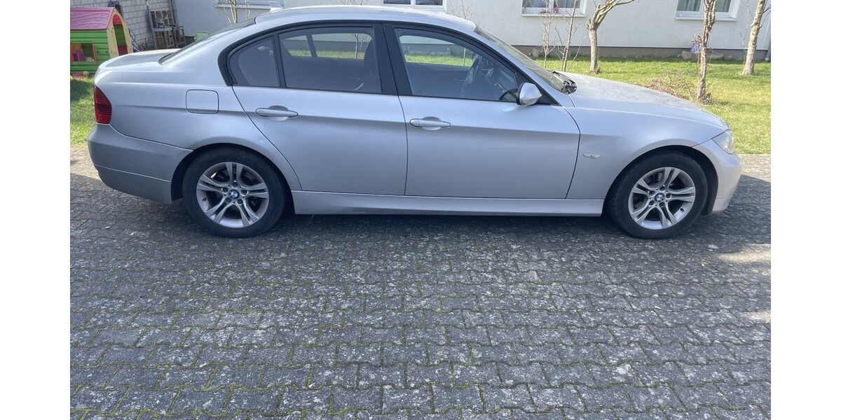 BMW E90 280.000 km 5.500 &euro; Swisttal 53913