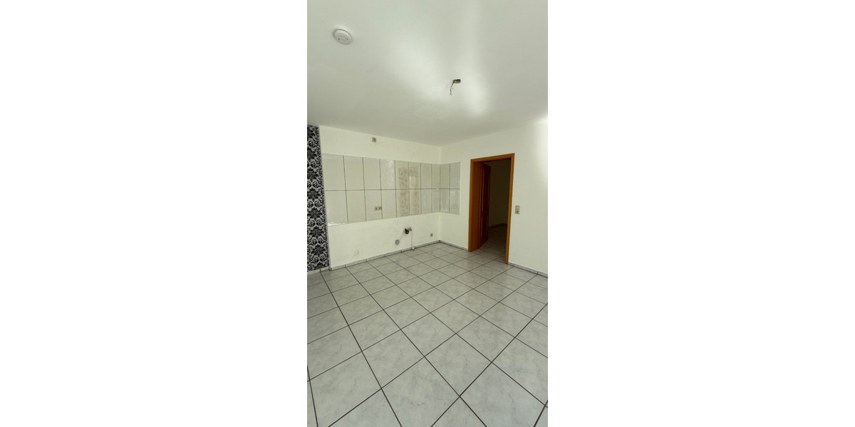 Etagenwohnung Bergisch Gladbach - 3 Zimmer, 70 m&sup2;, 780&euro; | Angebot:25723675