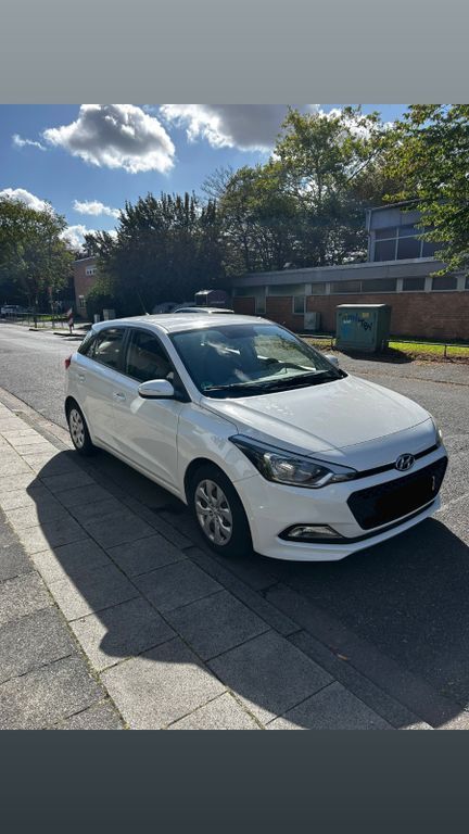 i20