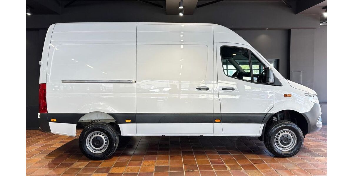 Mercedes-Benz Sprinter 253.635 km 32.950 &euro; Bonn 53177