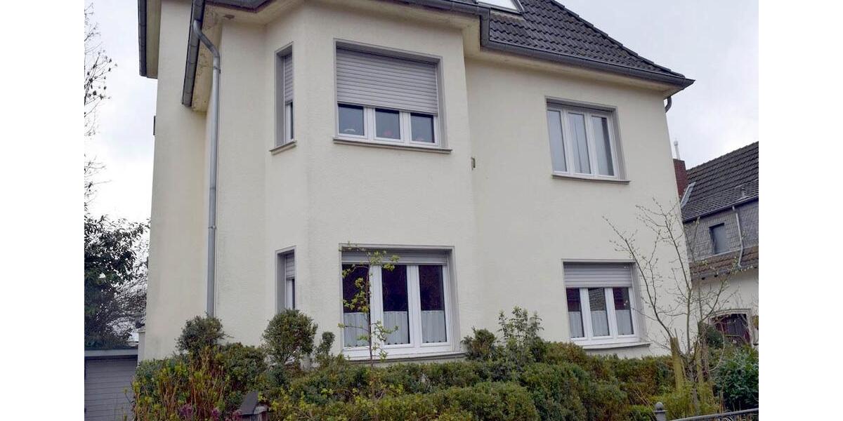 Erdgeschoßwohnung Brühl - 3 Zimmer, 80 m&sup2;, 910&euro; | Angebot:25657171