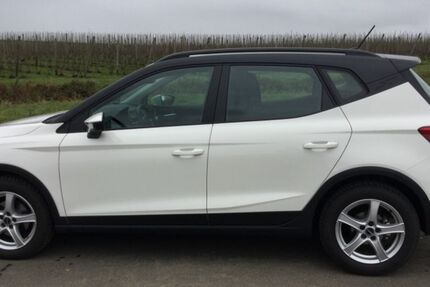 Seat Arona 8.350 km 21.370 &euro; Grafschaft 53501