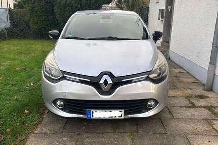 Renault Clio 174.000 km 5.000 € Köln 50767