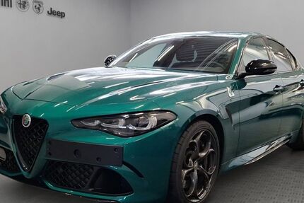 Alfa Romeo Giulia 13.000 km 73.980 &euro; Bornheim 53332
