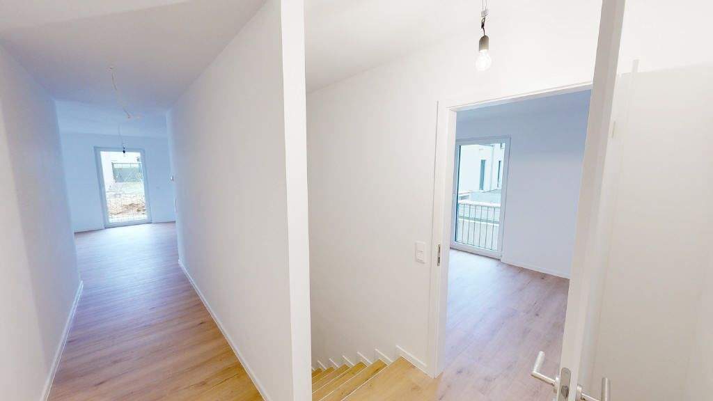 Etagenwohnung Euskirchen Roitzheim - 4 Zimmer, 203 m&sup2;, 2.580&euro; | Angebot:25703217