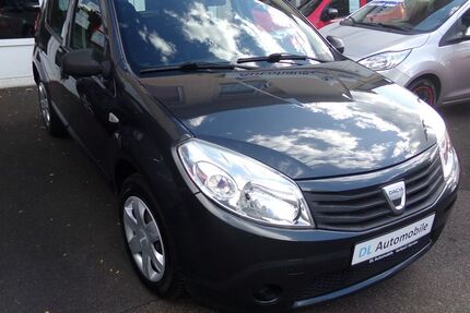 Dacia Sandero 99.802 km 3.150 &euro; Bad Honnef 53604