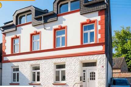 Haus Frechen - 6 Zimmer, 235 m&sup2;, 400.000&euro; | Angebot:24778574