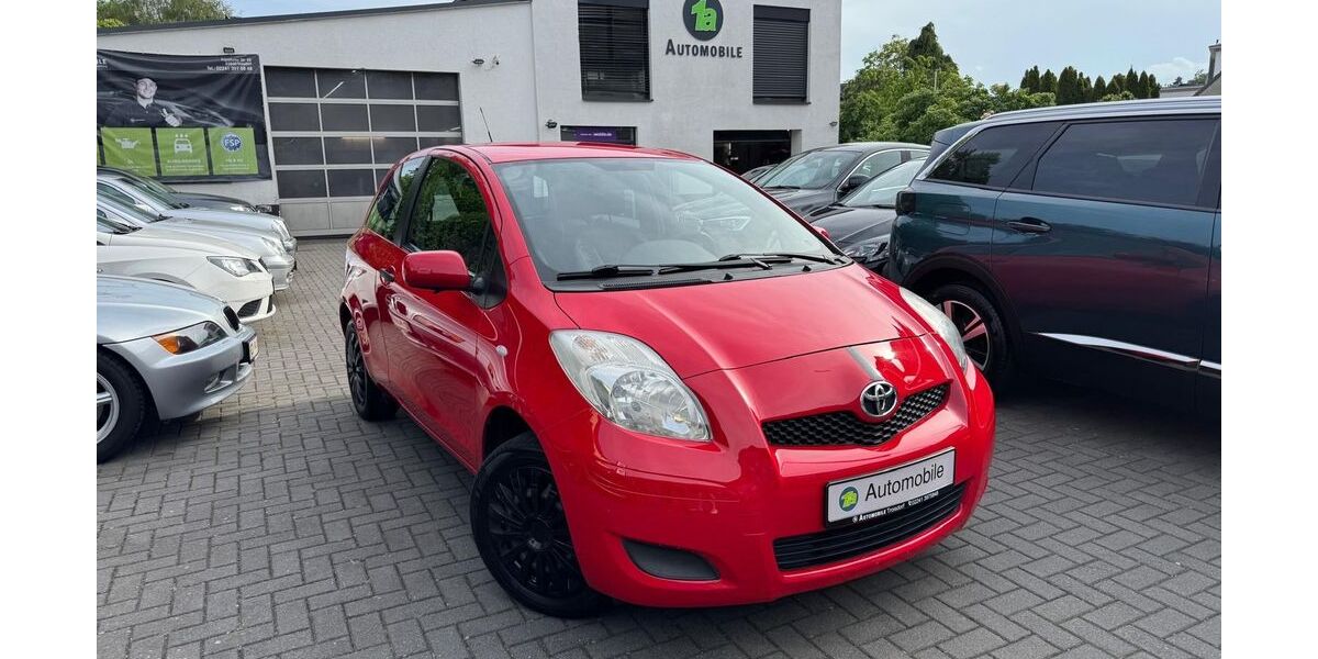 Toyota Yaris 188.795 km 1.999 &euro; Troisdorf 53840