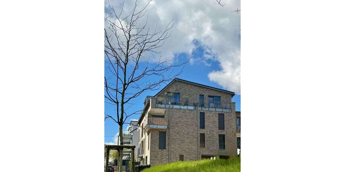 Etagenwohnung Frechen - 4 Zimmer, 138 m&sup2;, 2.495&euro; | Angebot:27014421