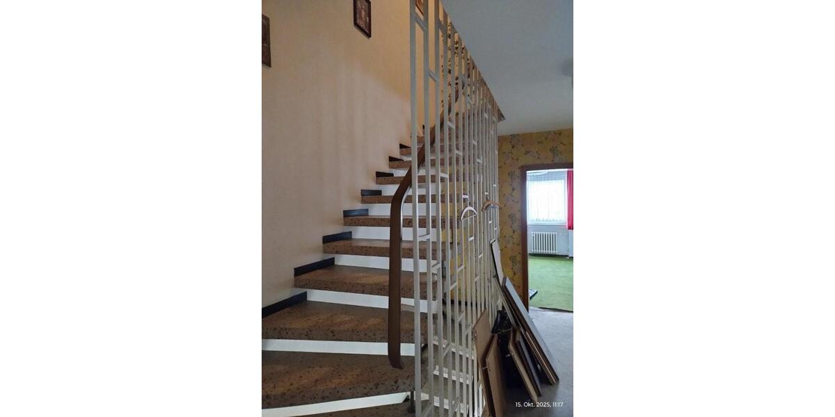 Gute Gelegneheit Großzügig geschnittenes Reihenendhaus mit Balkon, schönem Garten und Garage - Reihenendhaus Köln Godorf | Angebot:23168372