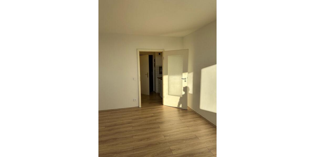 Etagenwohnung Köln Ehrenfeld - 1 Zimmer, 32 m&sup2;, 780&euro; | Angebot:24599000