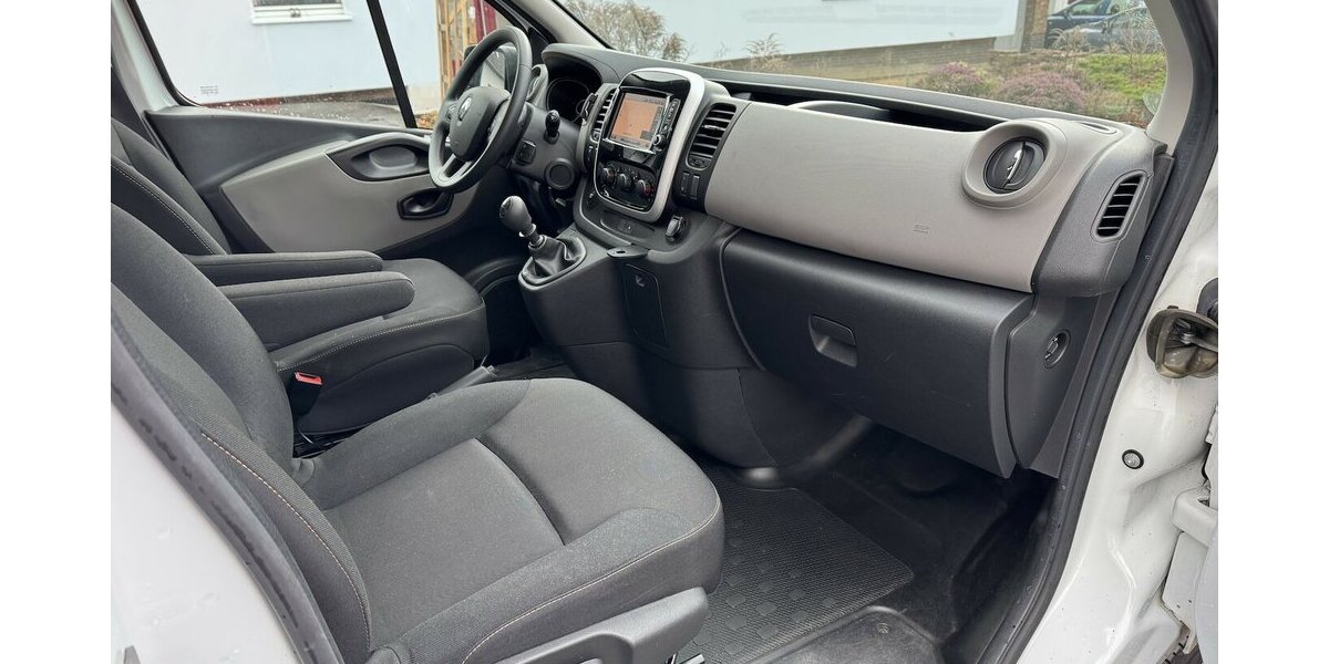 Renault Trafic L2H1 Klima Navi Sth. Regale/Schraubst E6 85.000 km 15.750 &euro; Erftstadt 50374