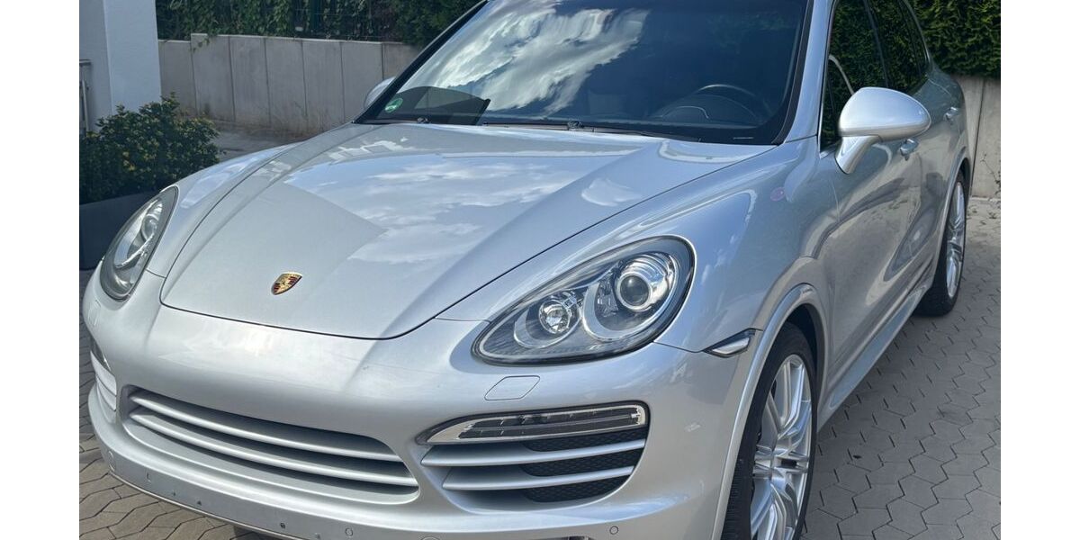 Porsche Cayenne 182.000 km 20.000 &euro; Bergisch Gladbach 51467