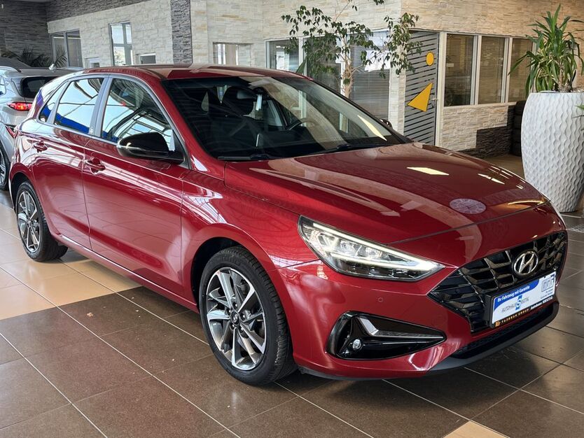 Hyundai i30 156.252 km 13.470 € Bonn 53227