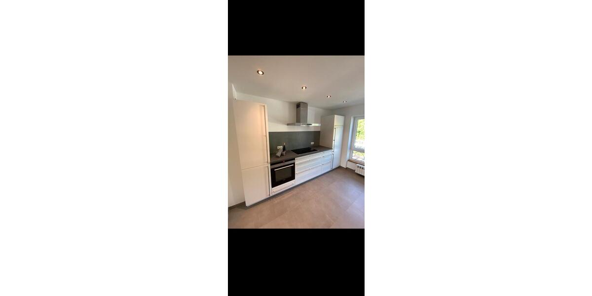 Dachgeschoßwohnung Königswinter - 2 Zimmer, 82 m&sup2;, 1.100&euro; | Angebot:25813878