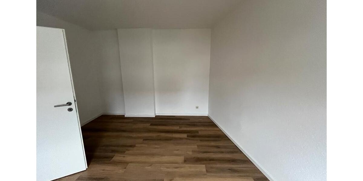 Etagenwohnung Grafschaft - 3 Zimmer, 80 m&sup2;, 1.200&euro; | Angebot:25410989