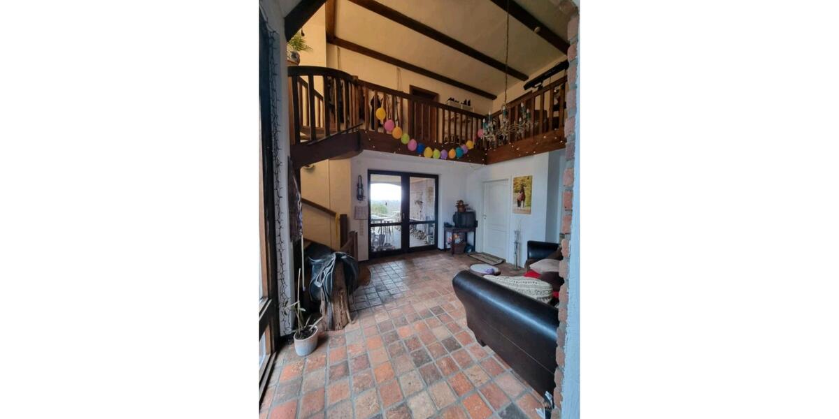 Wohnung auf einem Hof (wenn gewollt mit Pferdehaltung) 2 zimmer