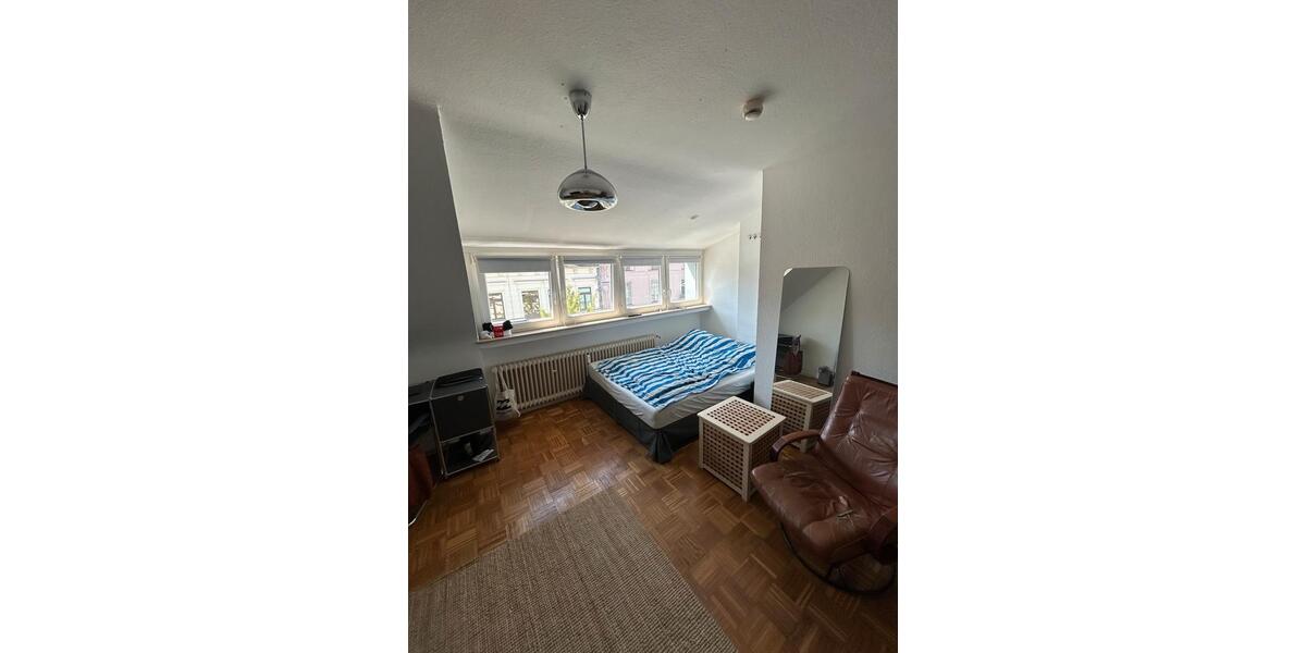 Etagenwohnung Köln Ehrenfeld - 1 Zimmer, 25 m&sup2;, 750&euro; | Angebot:26351702
