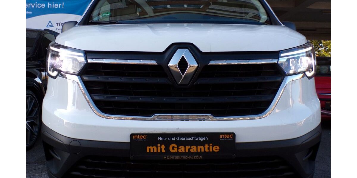 Renault Trafic 107.899 km 15.900 &euro; Köln 51069
