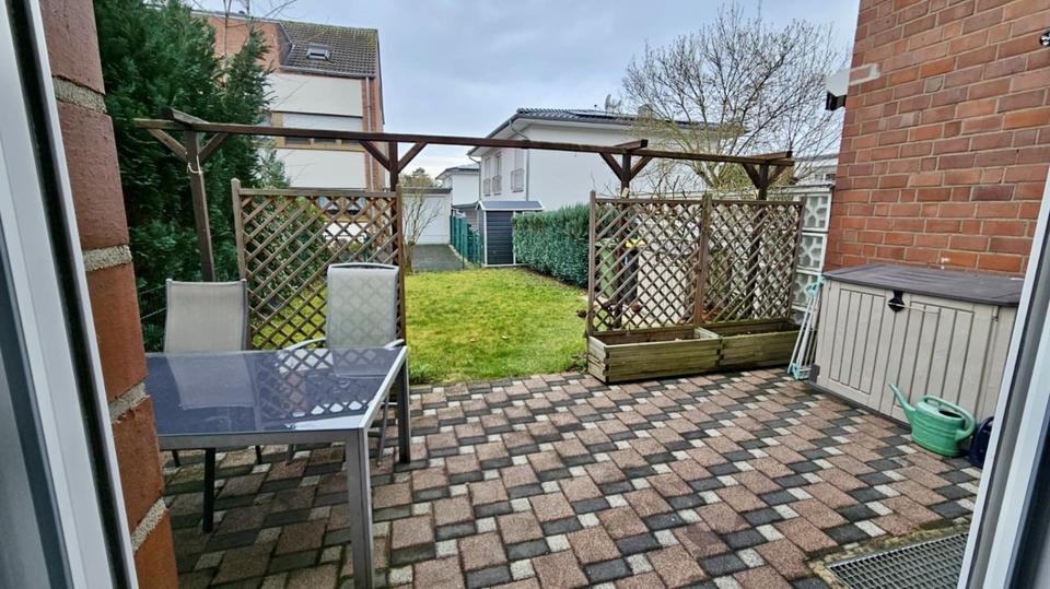 Reihenhaus Sankt Augustin - 6 Zimmer, 130 m&sup2;, 425.000&euro; | Angebot:24801689