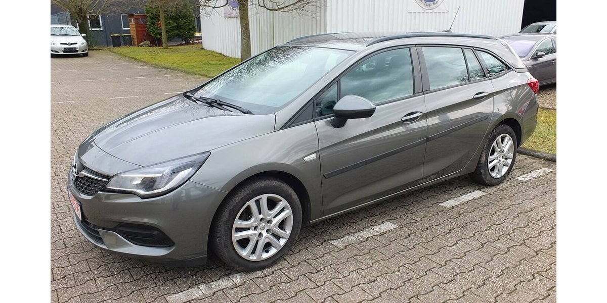 Opel Astra WM26: SPORTS TOURER NAVI 1.HD BLUETOOTH ALLW 125.000 km 8.998 &euro; Köln 50858