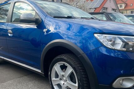 Dacia Logan 169.000 km 7.500 &euro; Vettelschoß 53560