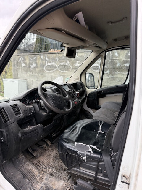 Peugeot Boxer 255.677 km 5.000 € Bad Neuenahr-Ahrweiler 53474