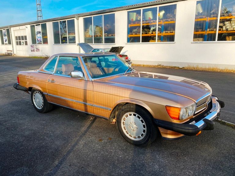 Mercedes-Benz SL 560 182.000 km 11.900 &euro; Neustadt 53577