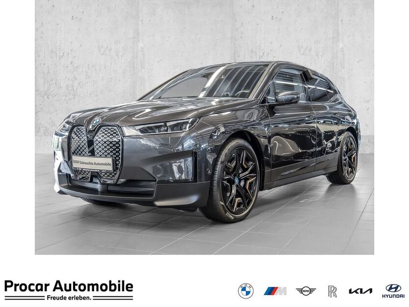 BMW iX 11.044 km 64.990 € Köln-West 50858