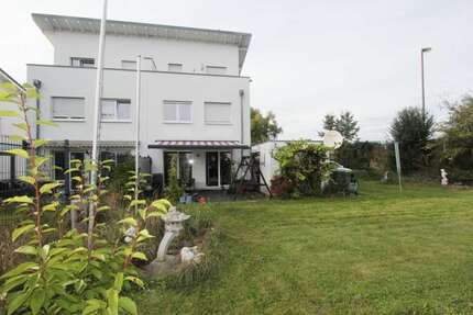 Haus zum Kaufen in Bonn Pennenfeld 625.000 € 130 m² 5 zimmer