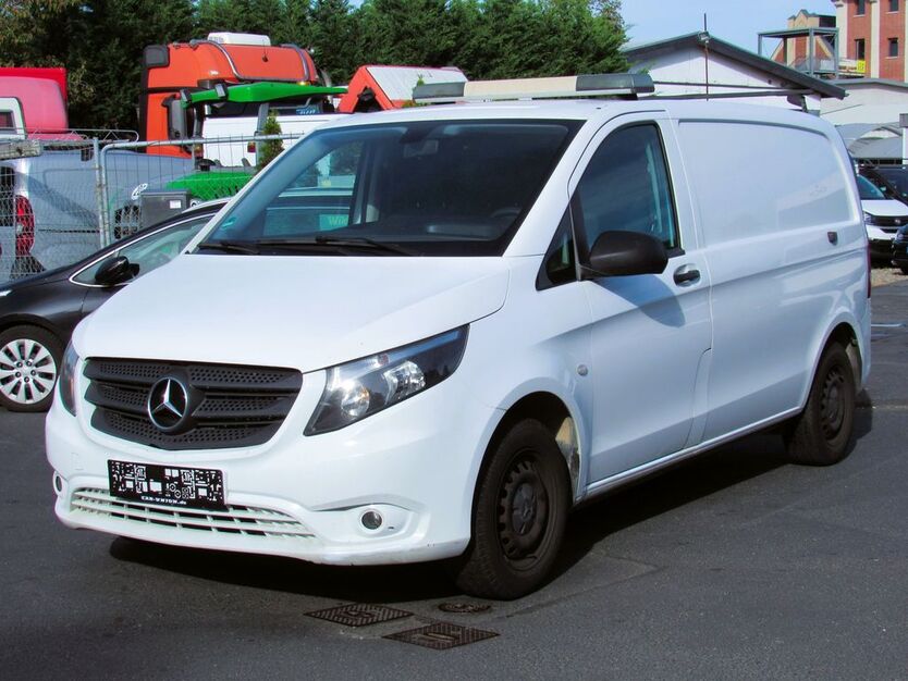 Mercedes-Benz Vito 284.000 km 9.900 € Köln-Rath 51107