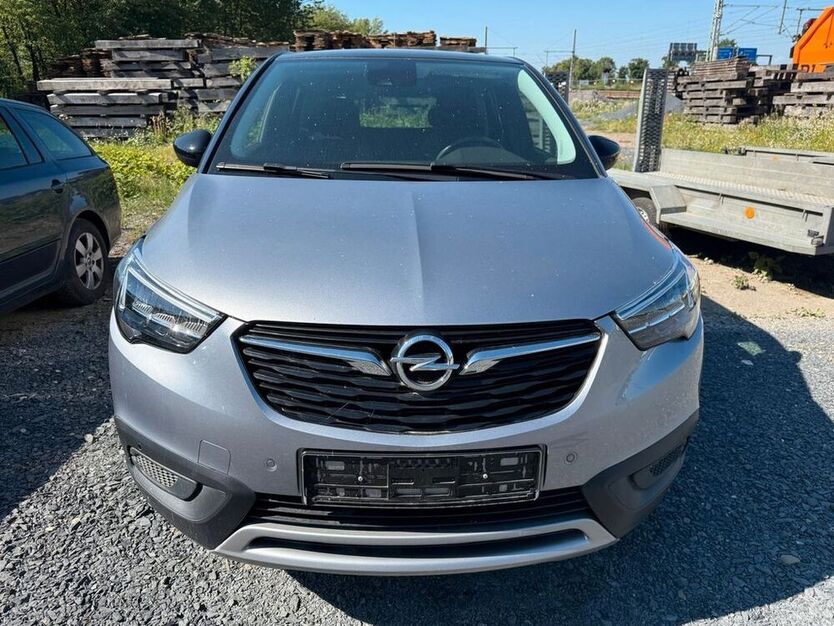 Crossland (X)
