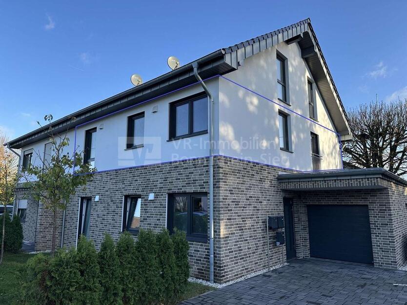 Hochwertig ausgestattete 3-Zimmerwohnung mit Balkon, Kaminofen im ländlich gelegen in Geber zimmer