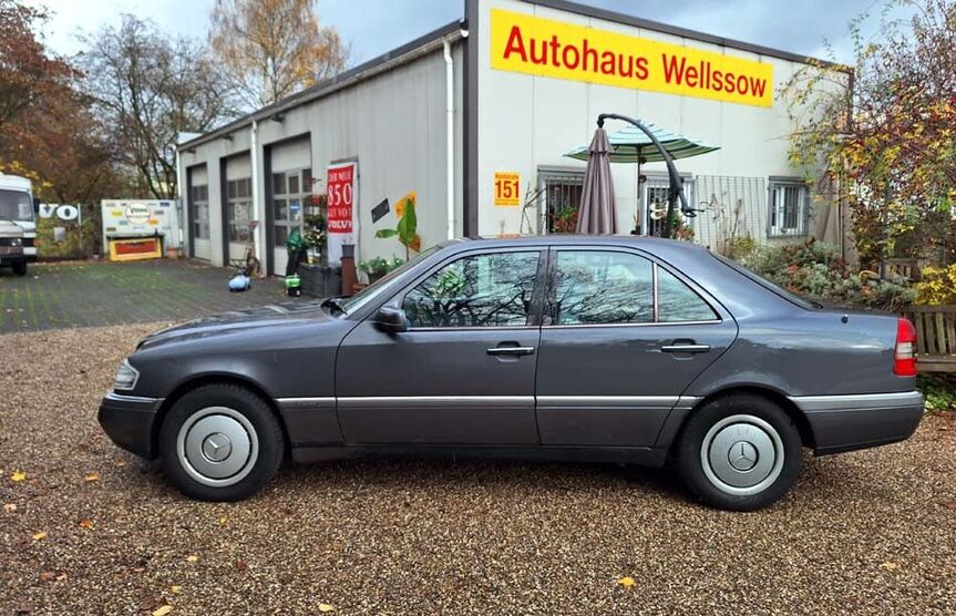 Mercedes-Benz C 250 250.000 km 4.890 € Köln Porz 51147