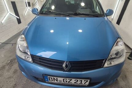 Renault Clio 84.300 km 3.900 &euro; Bonn 53225