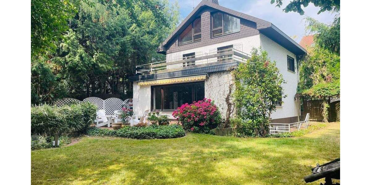Einfamilienhaus Bonn Röttgen - 7 Zimmer, 165 m&sup2;, 580.000&euro; | Angebot:23842394