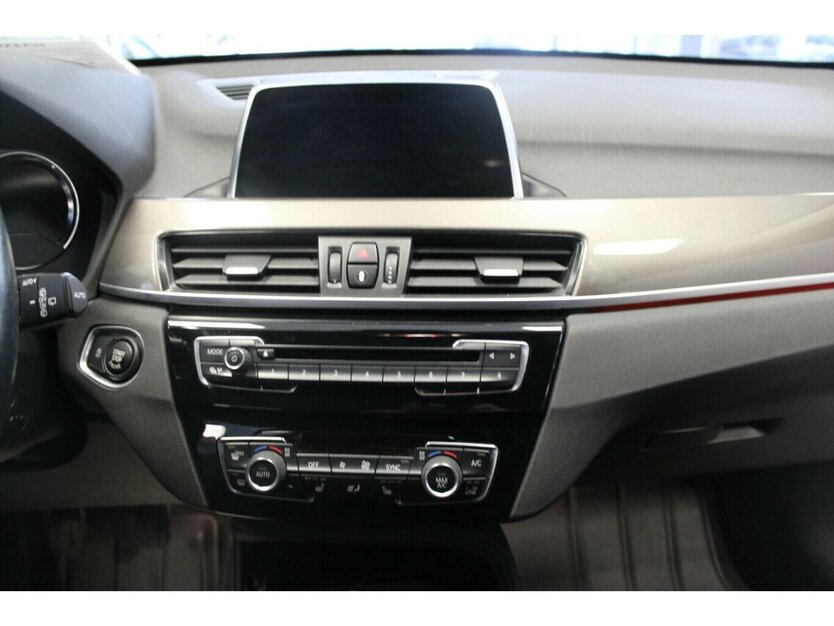 BMW X1 sDrive 18i xLine 82.893 km 16.980 € Euskirchen 53881