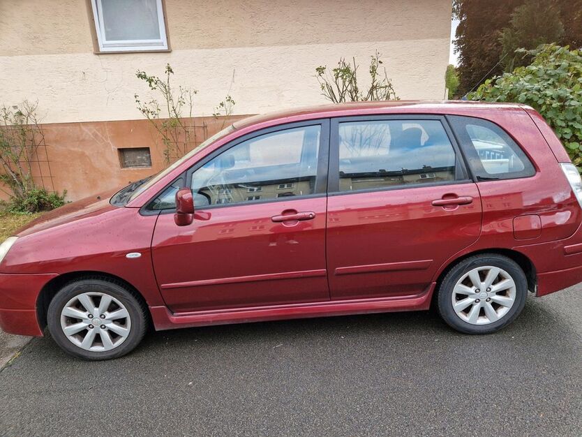 Suzuki Liana 200.000 km 1.000 € Köln 50737
