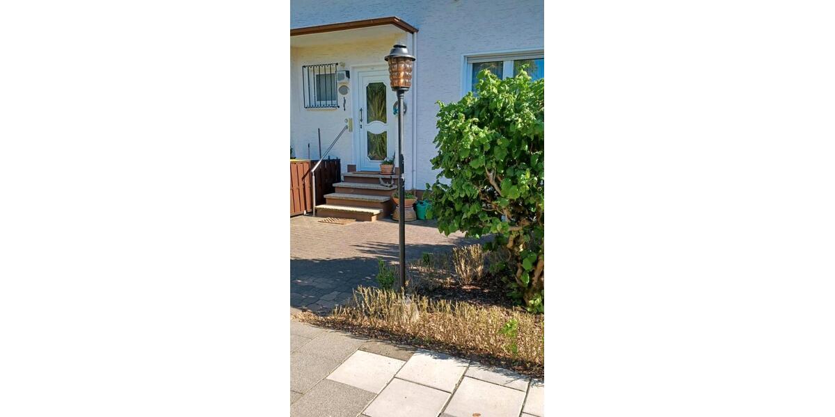 Reihenhaus Sankt Augustin - 7 Zimmer, 142 m&sup2;, 400.000&euro; | Angebot:27221776