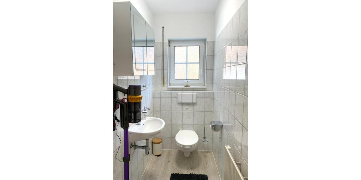 Erdgeschoßwohnung Wachtberg - 1 Zimmer, 20 m&sup2;, 700&euro; | Angebot:24633282