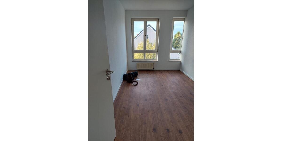 Etagenwohnung Bonn Gronau - 1 Zimmer, 8 m&sup2;, 295&euro; | Angebot:24572499