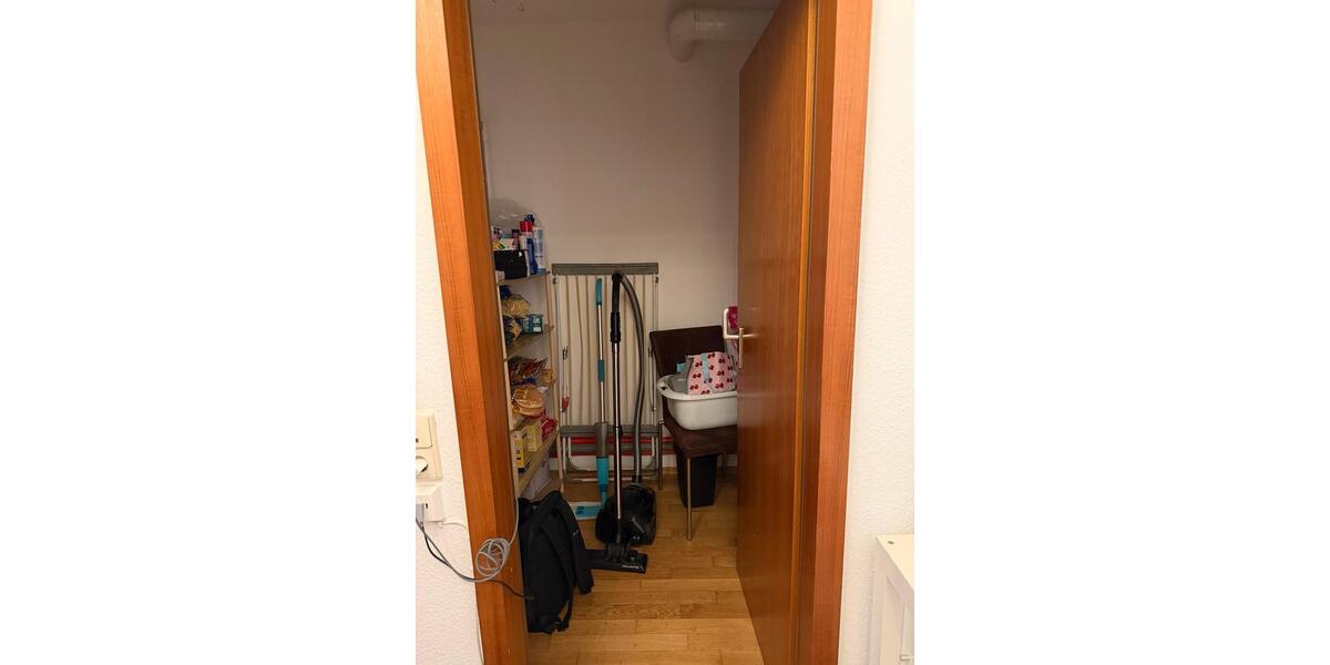 Etagenwohnung Hennef (Sieg) - 3 Zimmer, 92 m&sup2;, 1.250&euro; | Angebot:25756653