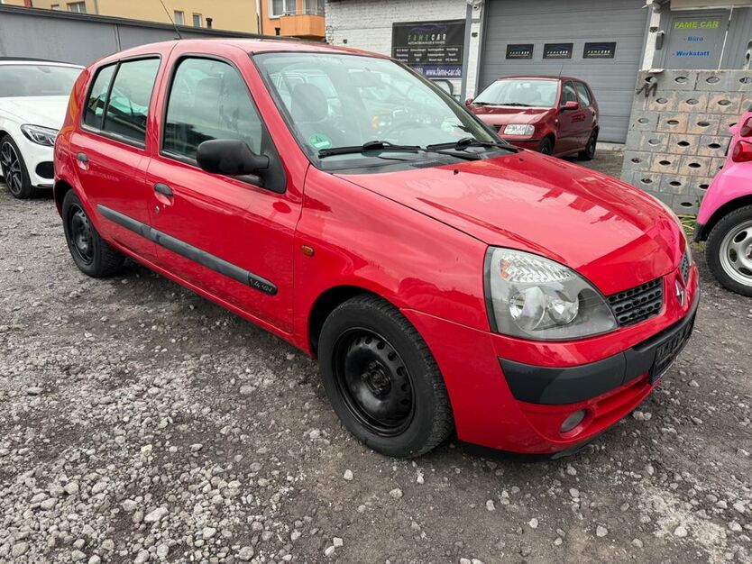 Renault Clio 161.000 km 1.900 € Troisdorf 53842