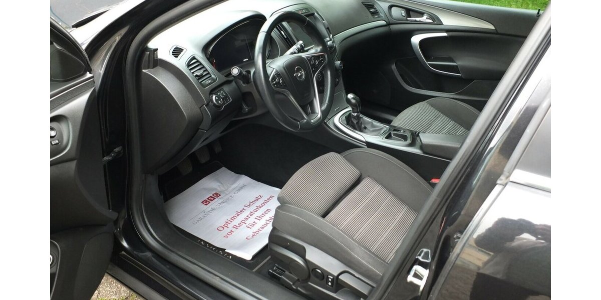 Opel Insignia WM26:EDITION NAVI PARKPILOT/KAMERA 17 Zol 96.093 km 9.698 &euro; Köln 50858