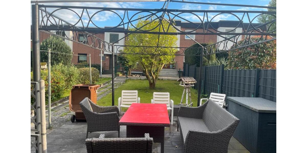 Reihenhaus Hürth - 4 Zimmer, 105 m&sup2;, 1.900&euro; | Angebot:25830708