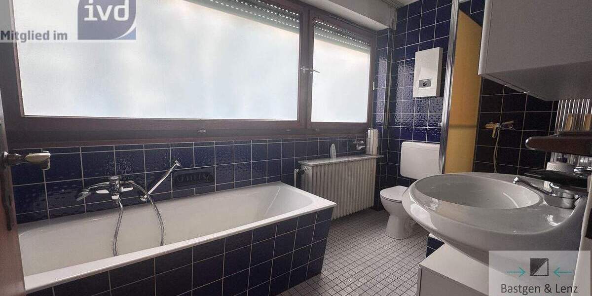 Reihenmittelhaus Königswinter Oberdollendorf - 6 Zimmer, 155 m&sup2;, 389.000&euro; | Angebot:24696788