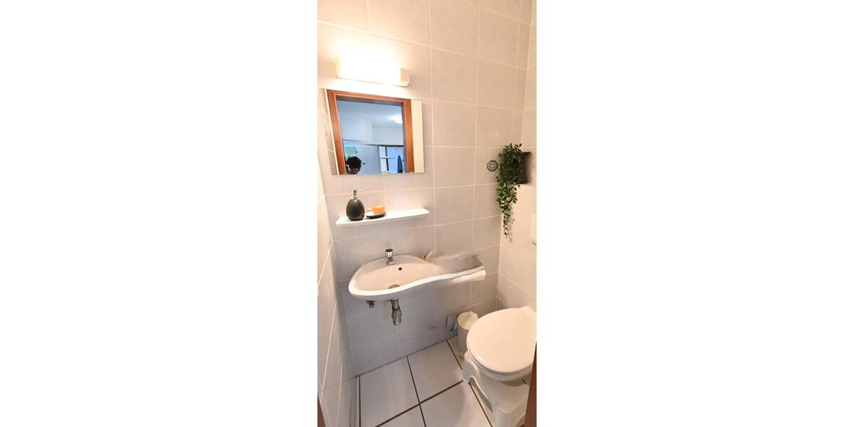 Etagenwohnung Köln Wahn - 3 Zimmer, 110 m&sup2;, 1.425&euro; | Angebot:26507469