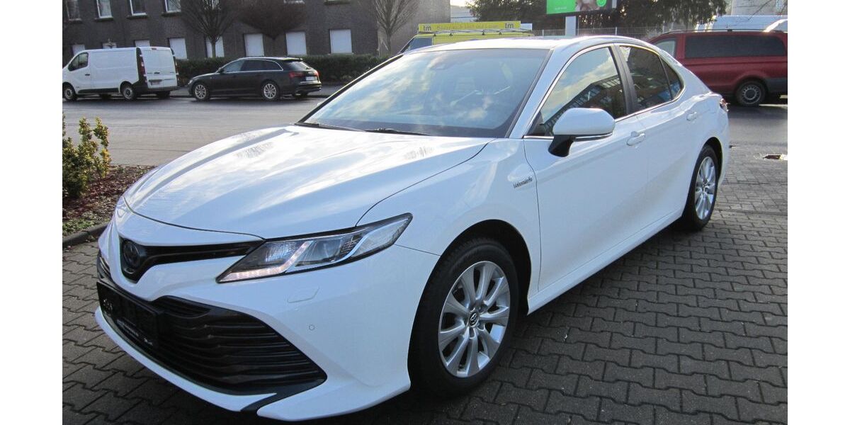Toyota Camry 154.200 km 19.990 &euro; Köln 51105