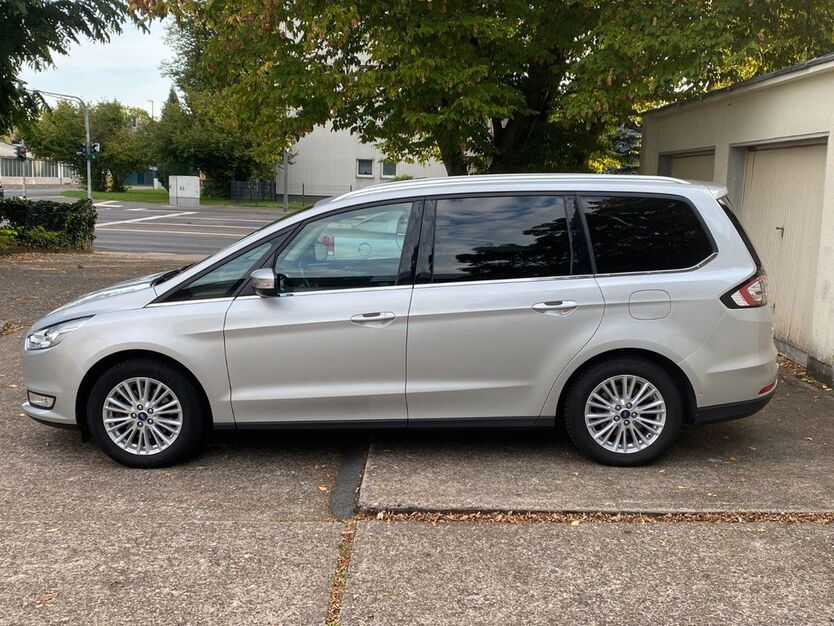 Ford Galaxy 96.000 km 18.400 € Köln 51149